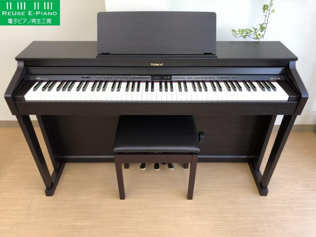 経典【美品】Roland 電子ピアノ HP302 【無料配送可能】 鍵盤楽器