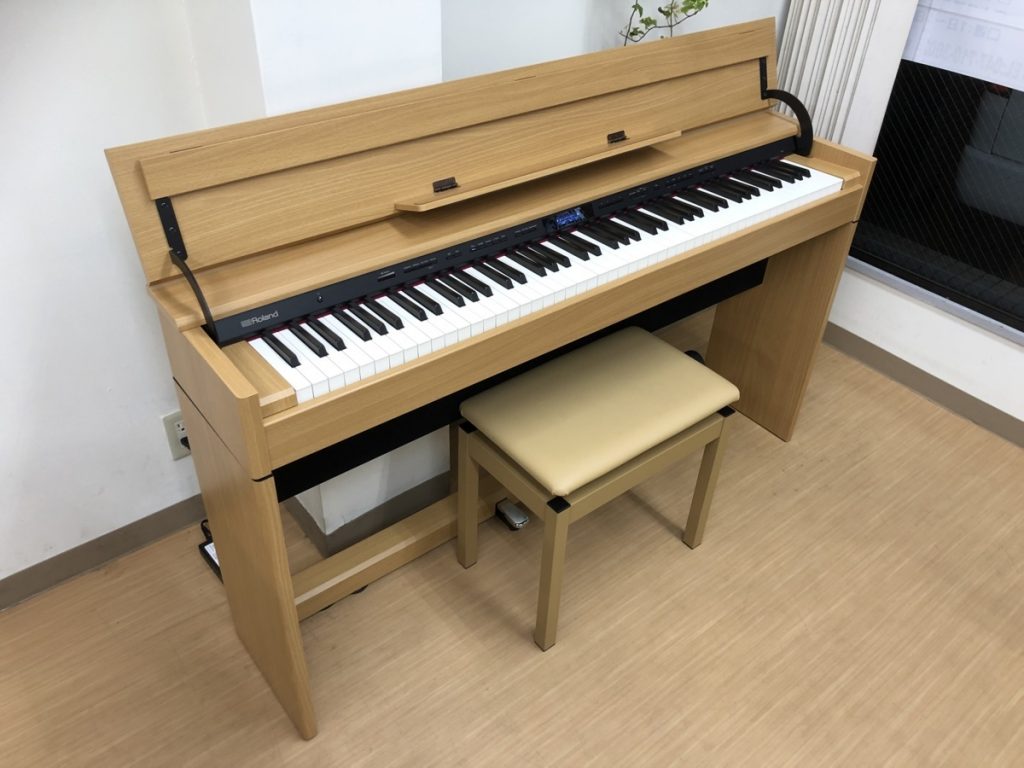 電子ピアノ Roland DP603-NBS 中古 2017年製 木製鍵盤 現行商品 椅子 