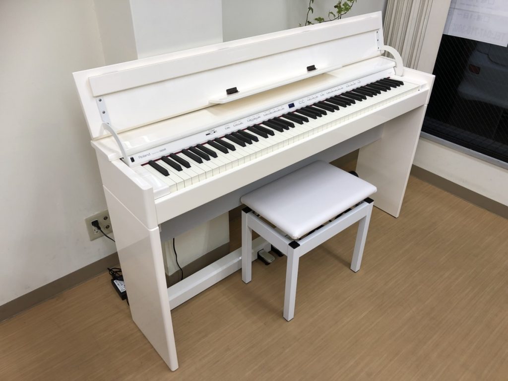 電子ピアノ Roland DP90Se-PWS 中古 2014年製 椅子付き ホワイト