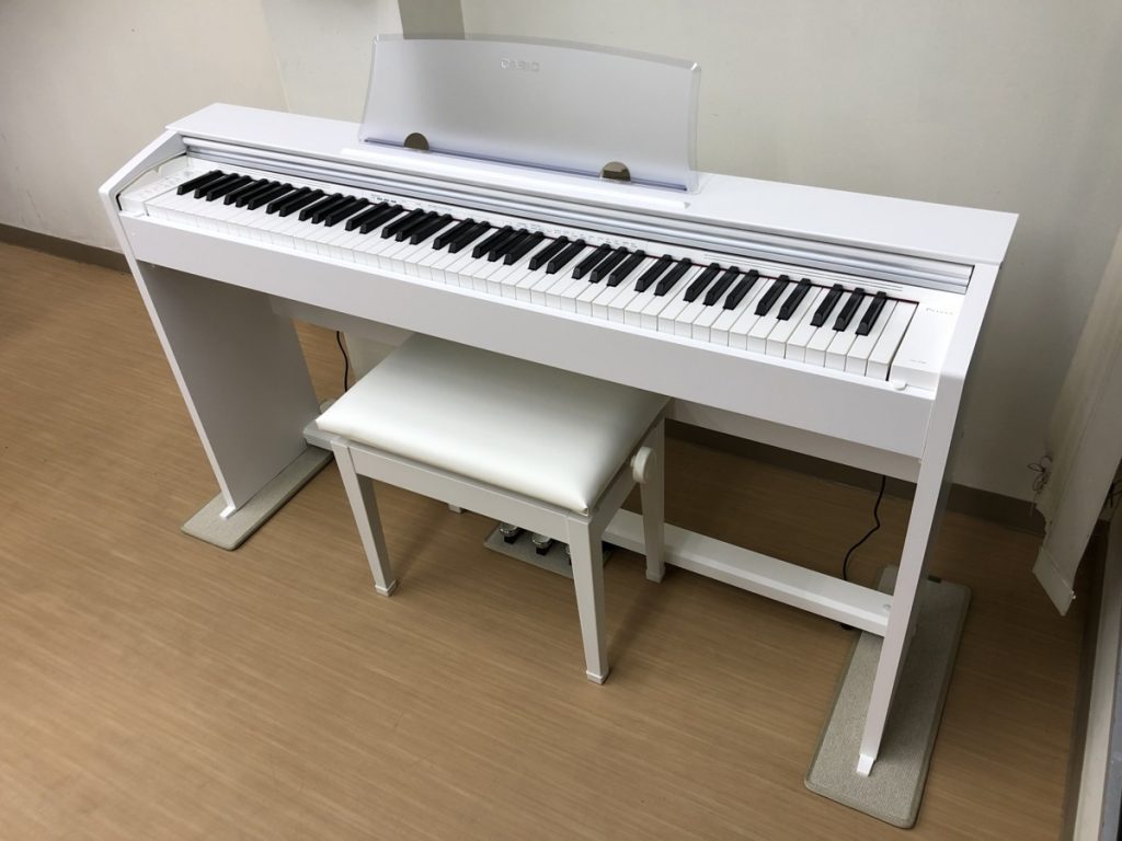 電子ピアノ CASIO PX-770WE 2018年製 中古 椅子付き ホワイトウッド調 ...
