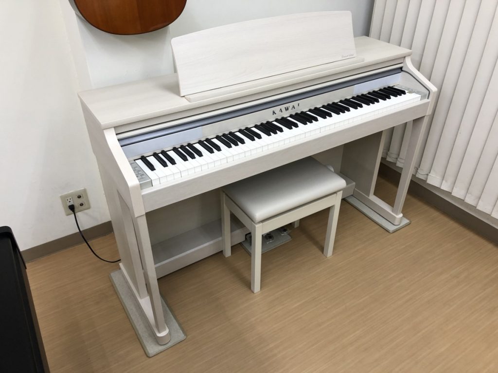 電子ピアノ KAWAI CA17A 2017年製 中古 椅子付き 木製鍵盤 ホワイト ...