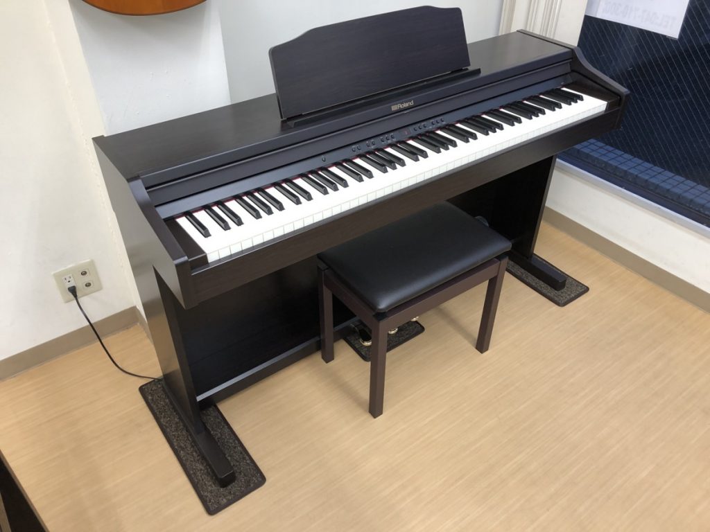 Roland RP501R-CRS 2016年製 中古 電子ピアノ 椅子付き ローズウッド調 
