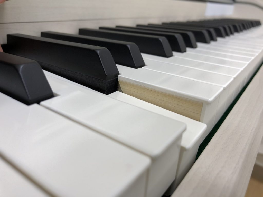 KAWAI CA48A 2018年製 中古 電子ピアノ 椅子付き 木製鍵盤 ホワイト