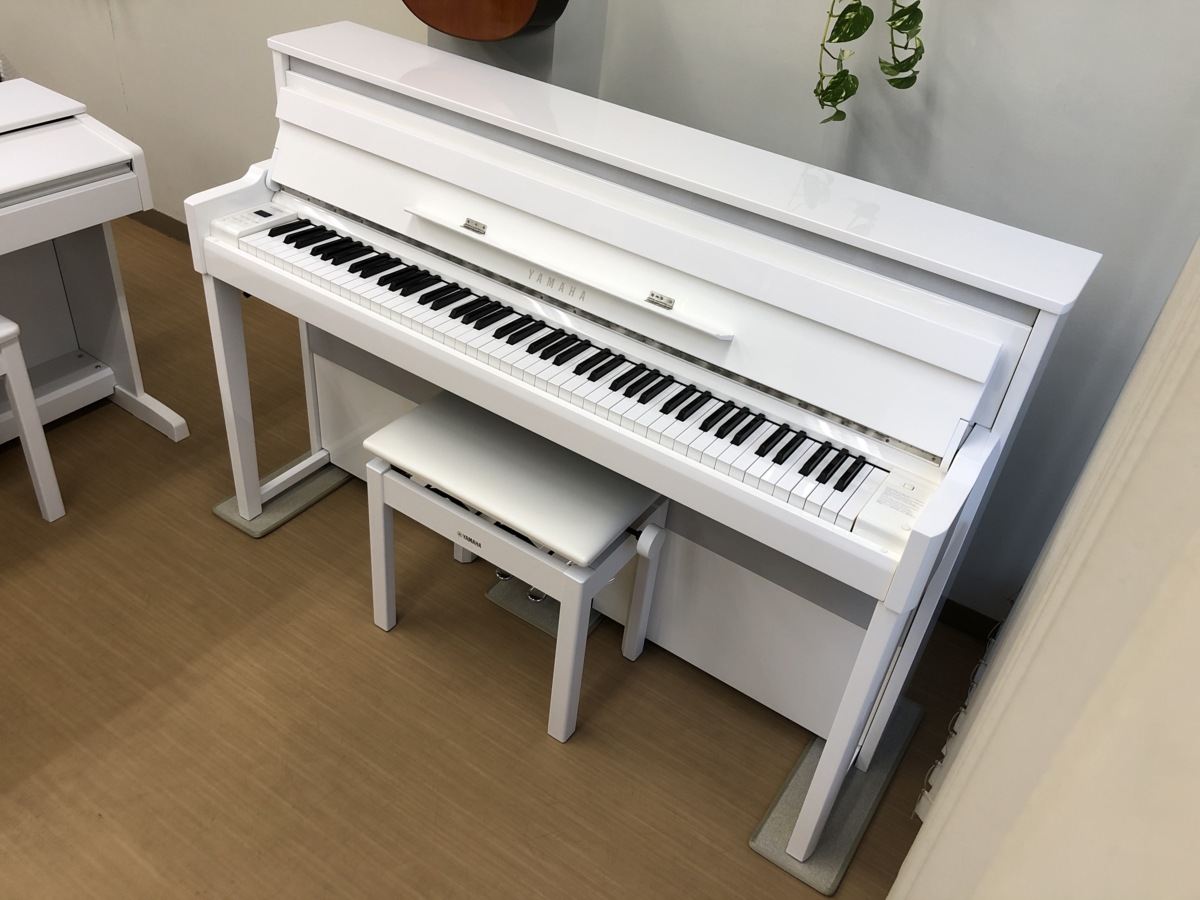 YAMAHA NU1X PBW 中古 2019年製 木製鍵盤 電子ピアノ 椅子付き 