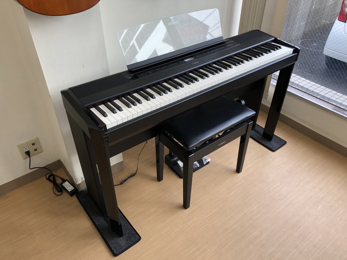 YAMAHA P-515B 中古 電子ピアノ 木製鍵盤 2018年製 椅子付き ヤマハ 