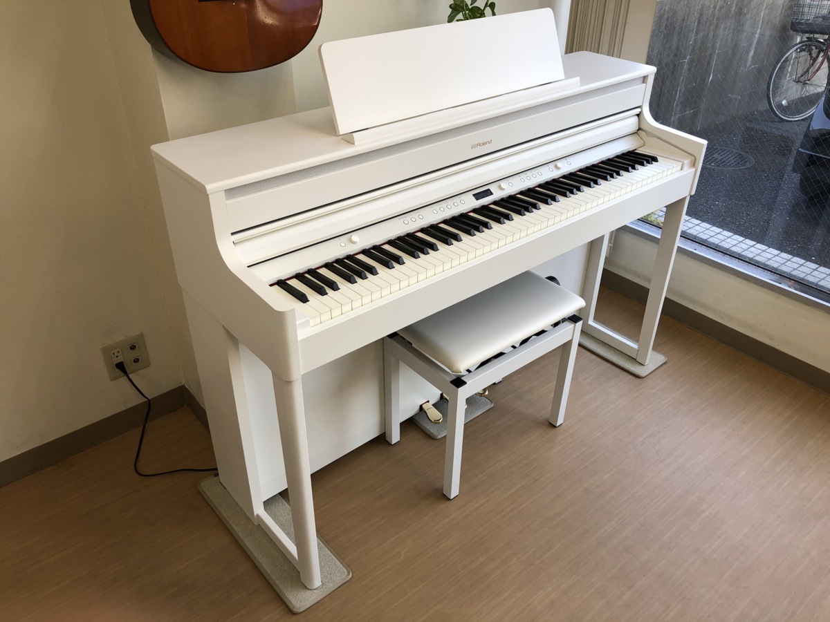 激安通販Roland F701-WH 電子ピアノ 中古 良好 直 T6506482 ローランド