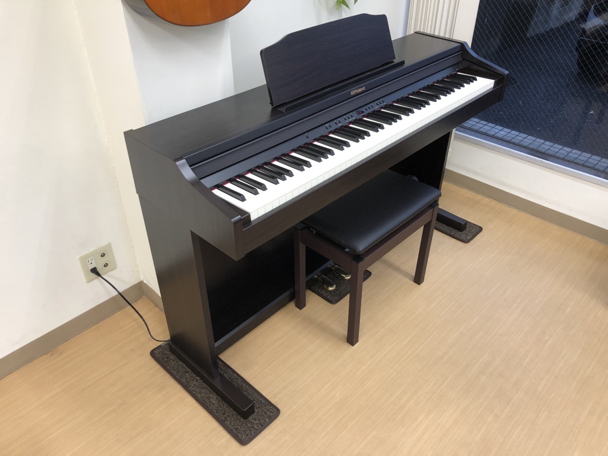 Roland RP501R-CRS 2017年製 中古 電子ピアノ 椅子付き ローズウッド調 
