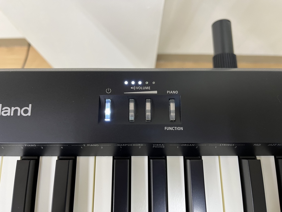 Roland FP-10-BK 中古 電子ピアノ 2020年製 スタンド付き ローランド ...