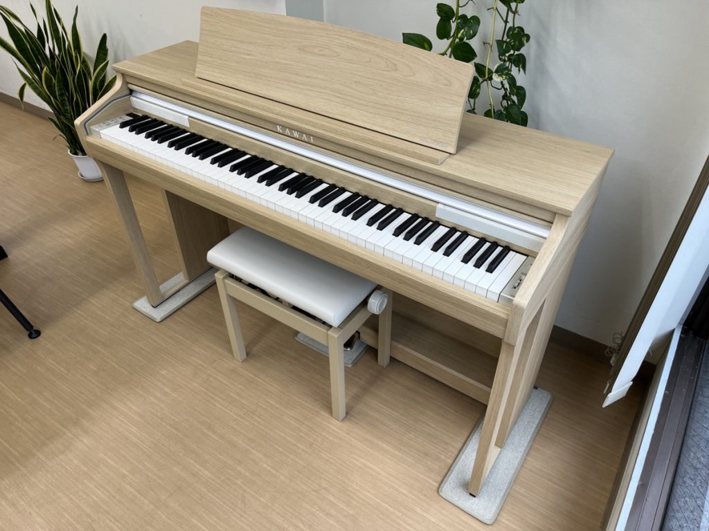 KAWAI CA48A 電子ピアノ カワイ 木製鍵盤 マット付 - 器材