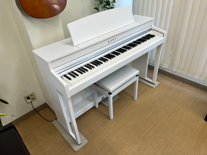 KAWAI 電子ピアノ 22年製 CA49ライトオークル 木製鍵盤 - 鍵盤楽器、ピアノ