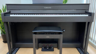 ヤマハ CLP-635DW ダークウォルナット調 2020 年製 高低自在椅子 付き・・・SOLD OUT!