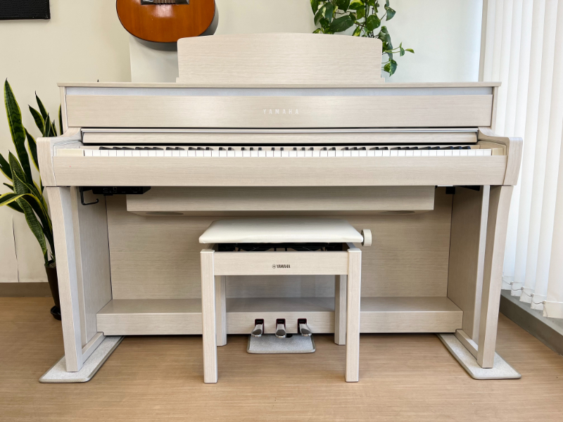 YAMAHA CLP-675WA 17年製 中古 電子ピアノ 木製鍵盤 Clavinova