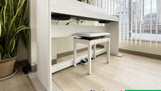 ローランド F701-WH ホワイト 中古 2021年製・・・SOLD OUT!