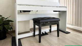 ローランド F701-WH ホワイト 2023年製 Roland Home Piano スリムタイプ | 電子ピアノ 中古 88鍵盤 松戸店 中古電子ピアノ専門店 配送設置無料