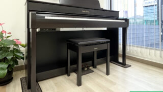 ヤマハ CLP-745R ニューダークローズウッド調仕上げ 2023年製 YAMAHA Clavinova クラビノーバ 木製鍵盤 | 電子ピアノ 中古 88鍵盤 松戸店 中古電子ピアノ専門店 配送設置無料